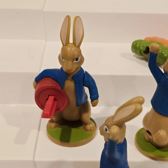 Peter Rabbit Beatrix Potter Figure Set - Picture 6 of 6